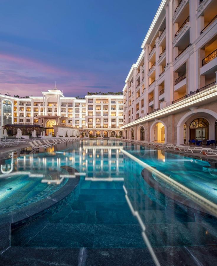 Merit Royal Diamond Hotel & Spa Karavas  Extérieur photo